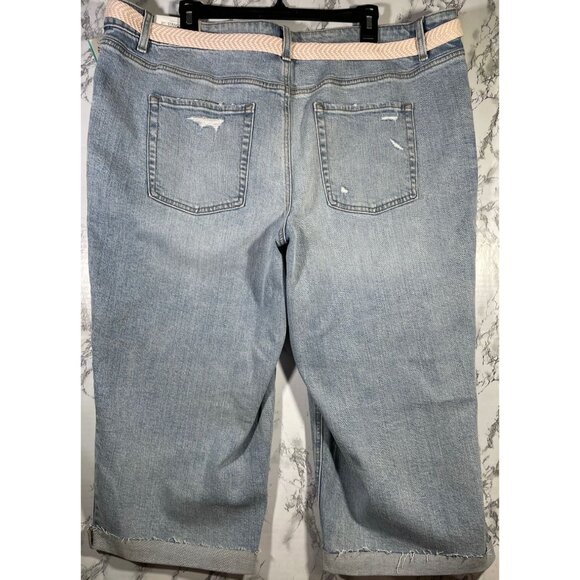 M Jeans by Maurices Womens Mid Rise 21" Straight Crop Jeans Size 22W OriginalFit - Picture 2 of 5